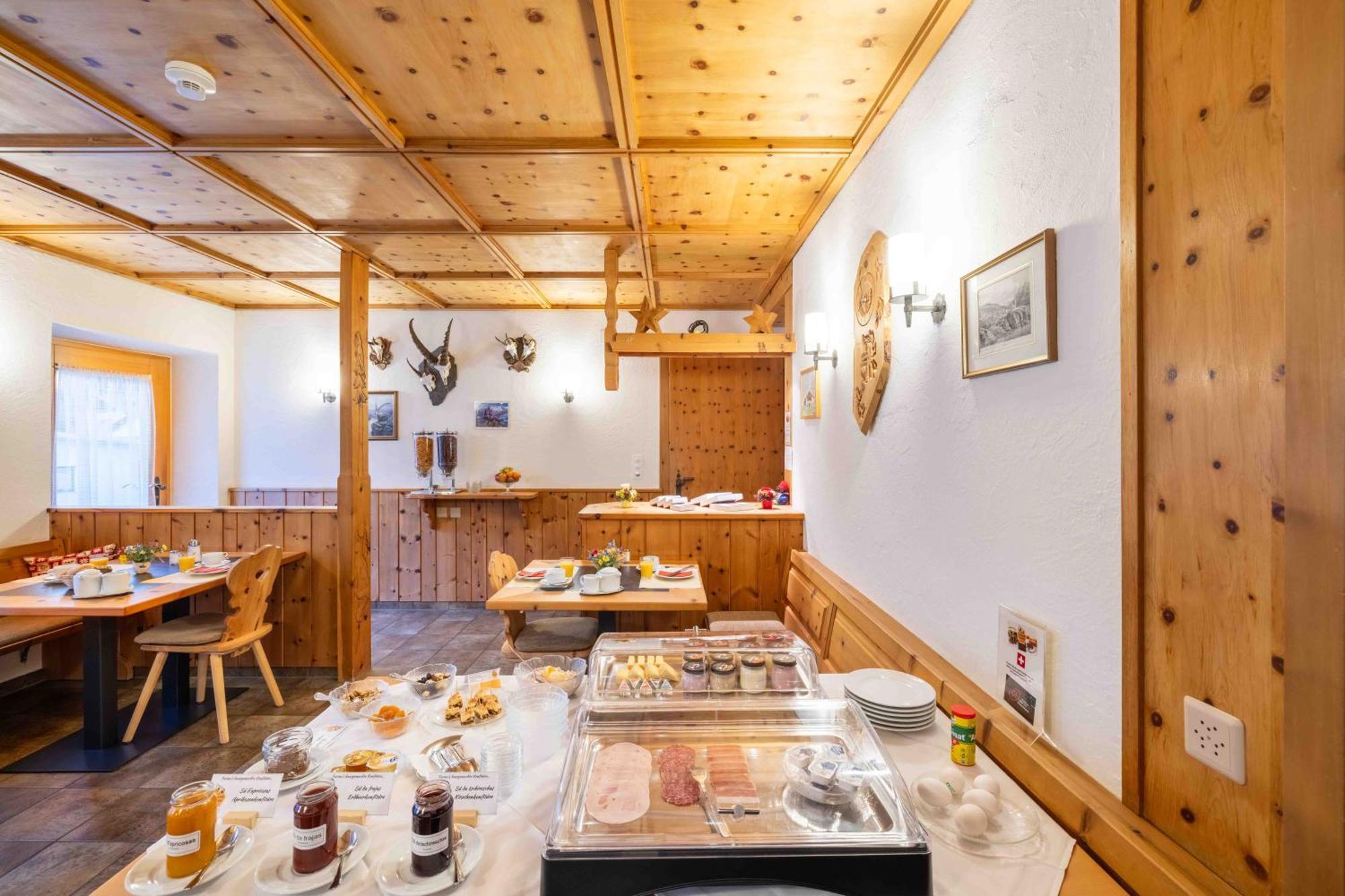 Garni Alpenrose - Grusaida Scuol Extérieur photo